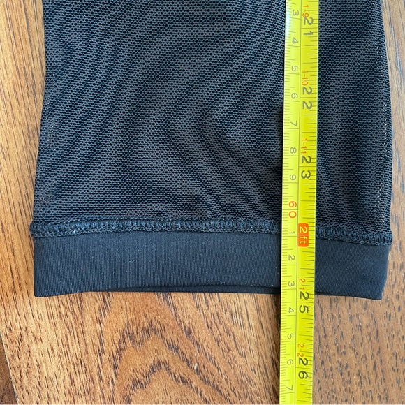 Lululemon cropped leggings - Picture 2 of 7